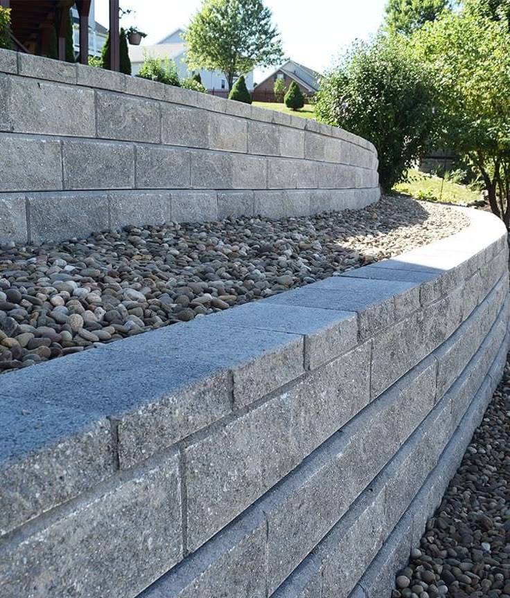 block retaining wall in gray